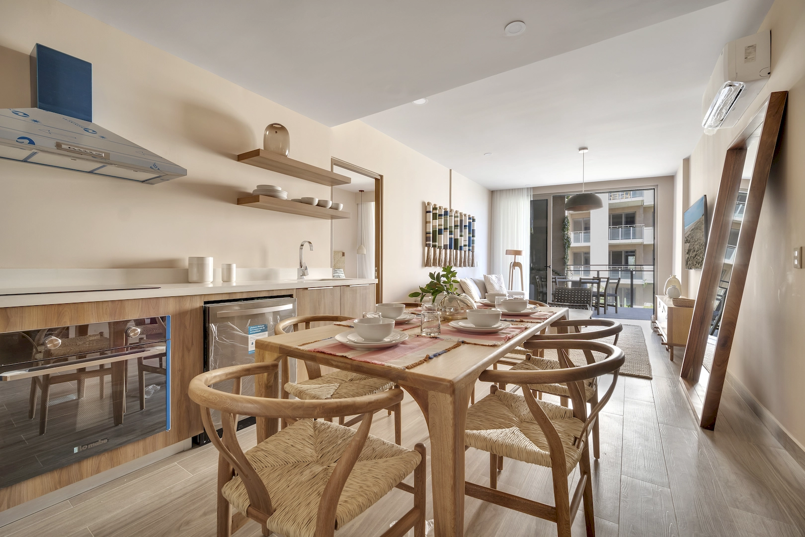 Kitchen Dining (4)