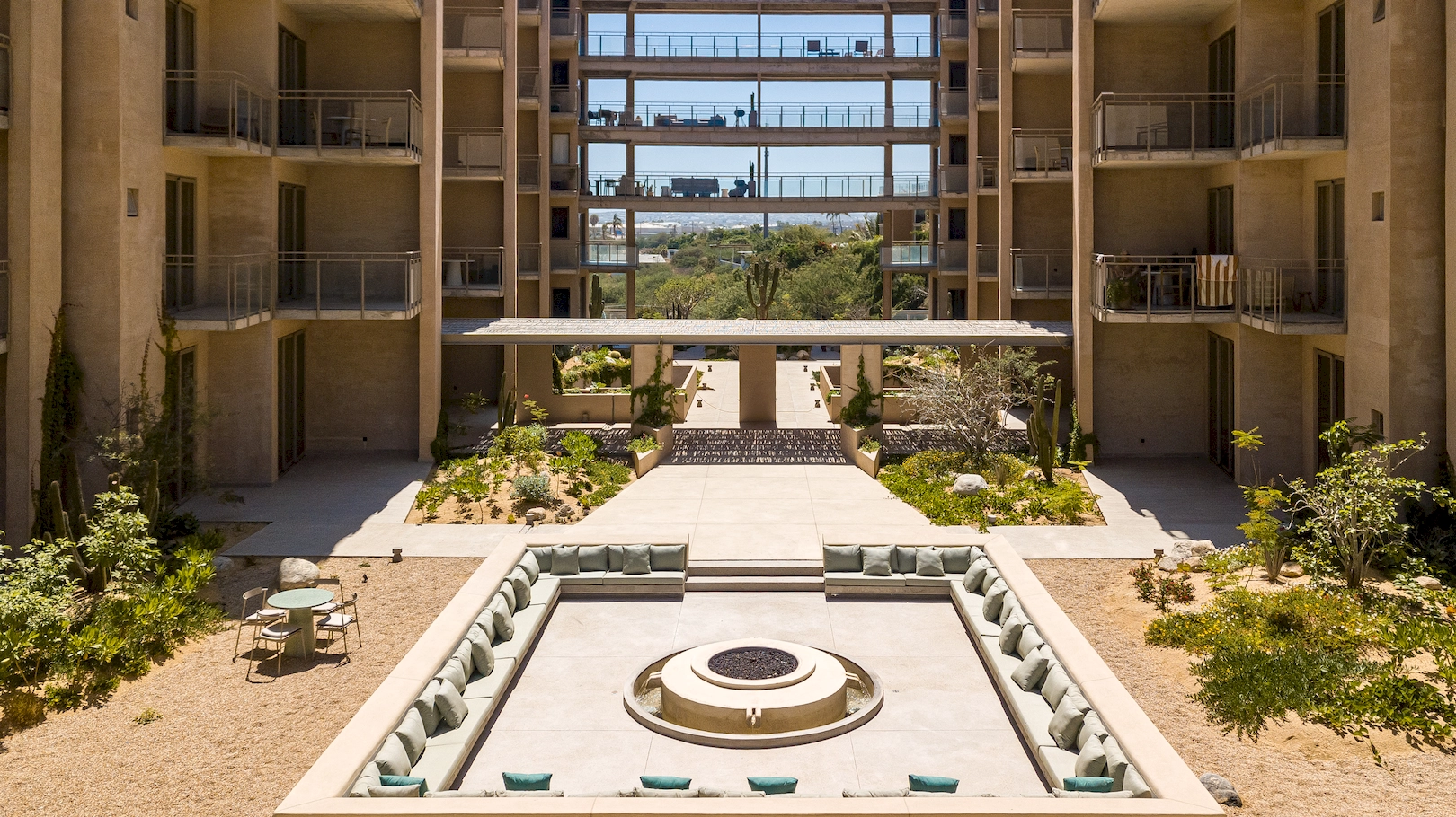 Copy of Las Arenas Dron 6