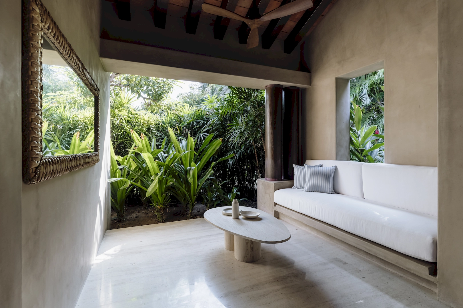 2024-12-12 - Casa Entre Rocas - Vivre Luxury Films-88