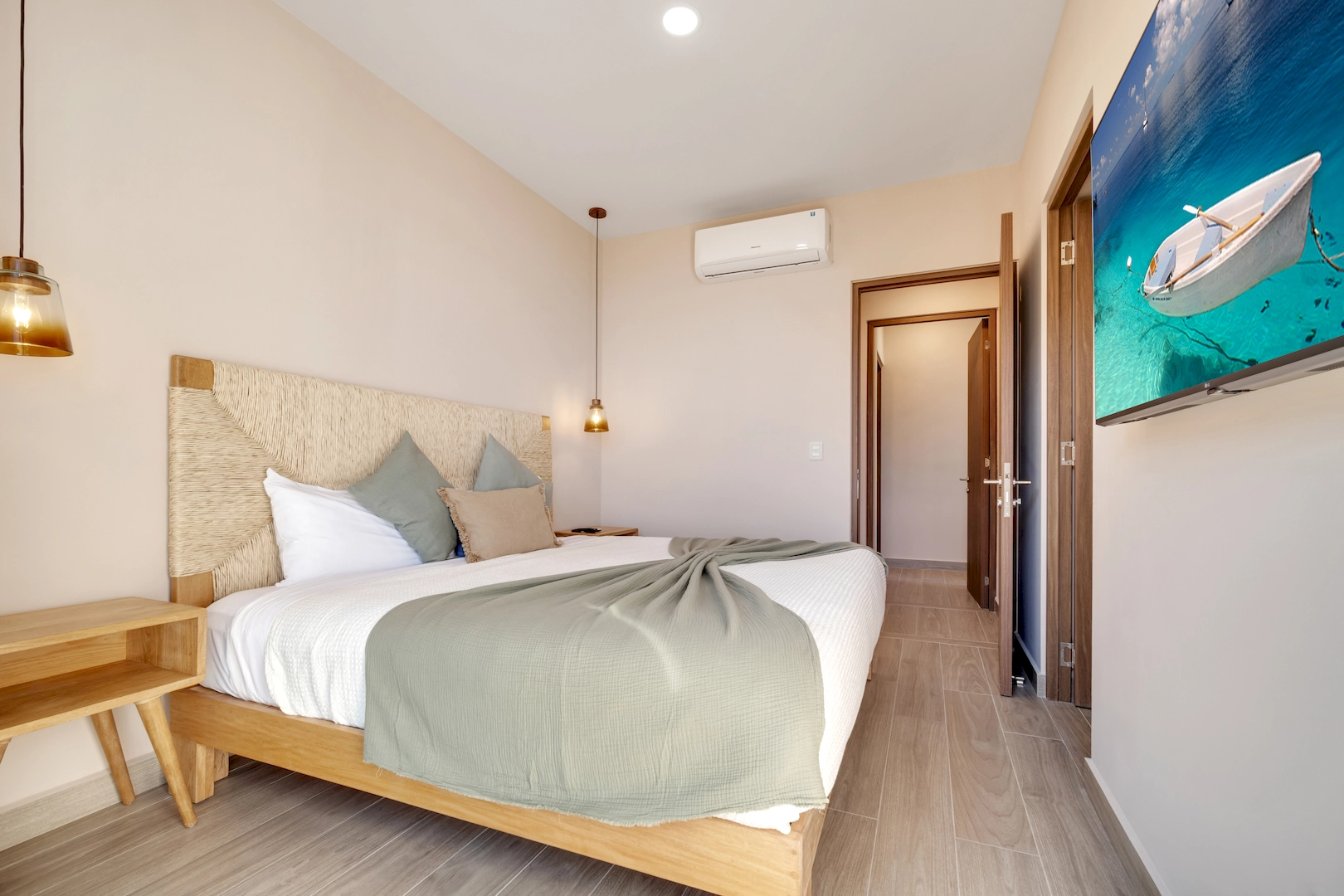 Three BR - Gallery 25