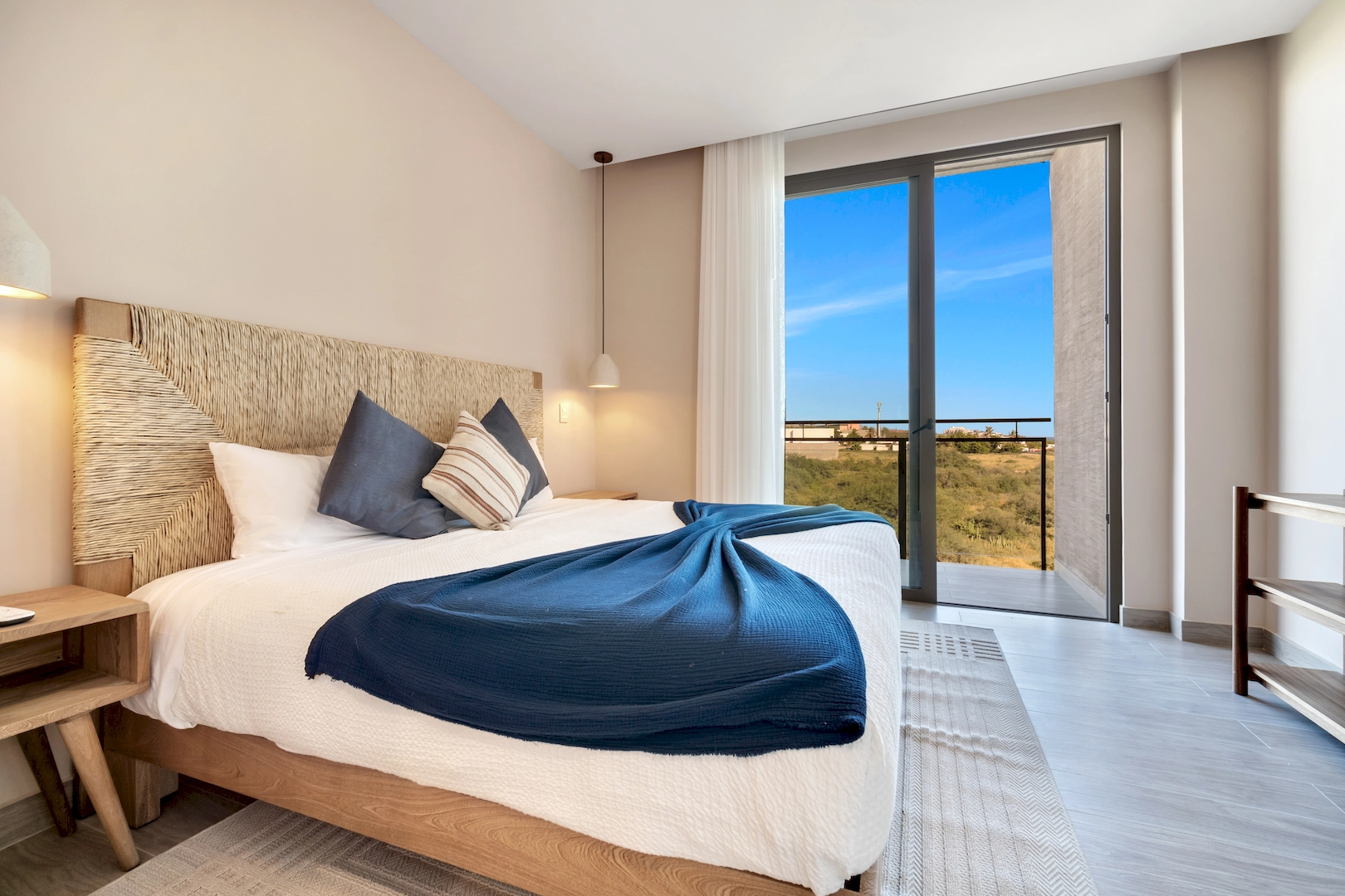 Three BR - Gallery 26