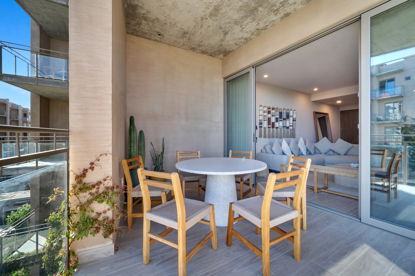 Three BR - Gallery 40