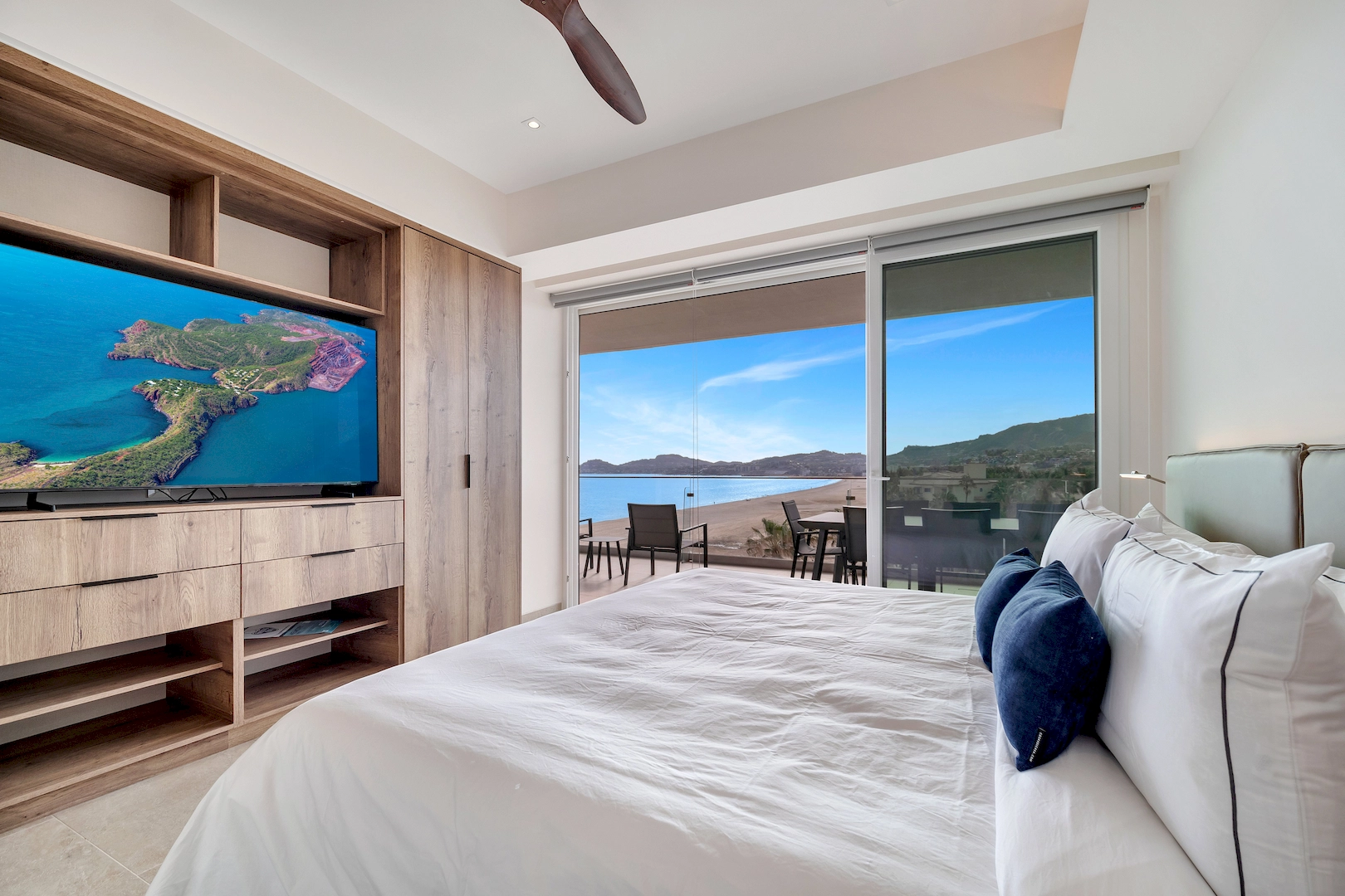 Three Bedroom Ocean View - 18