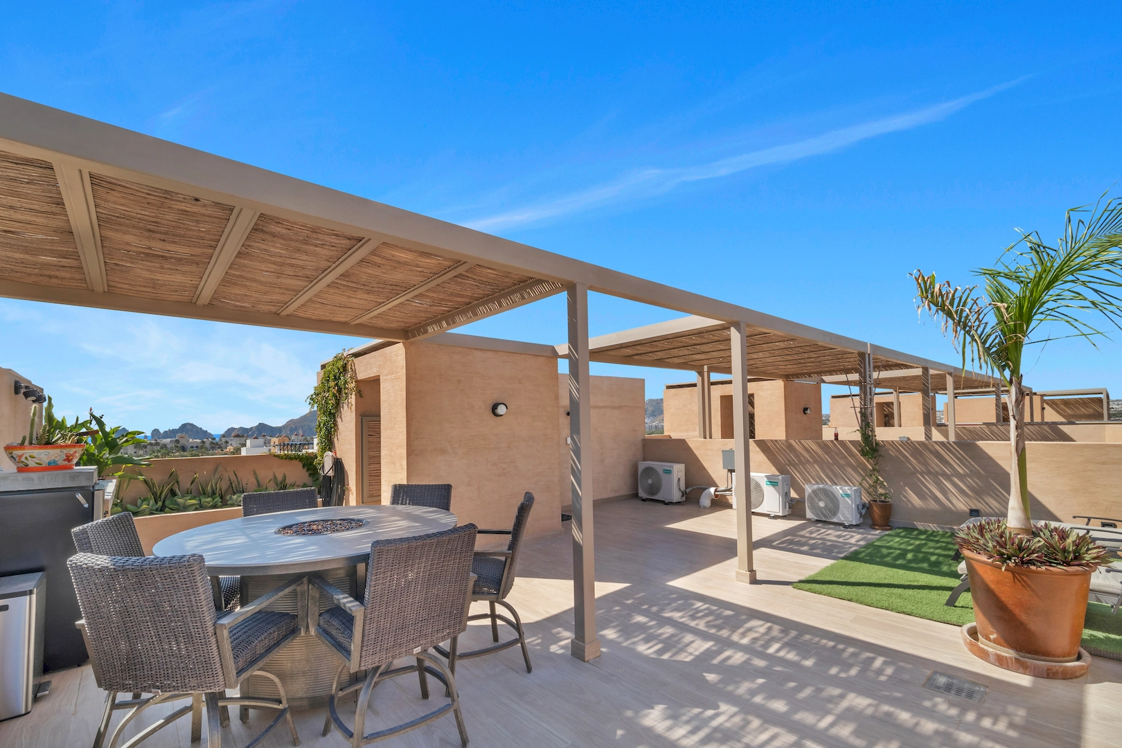 Two Bedroom PH - Gallery 25