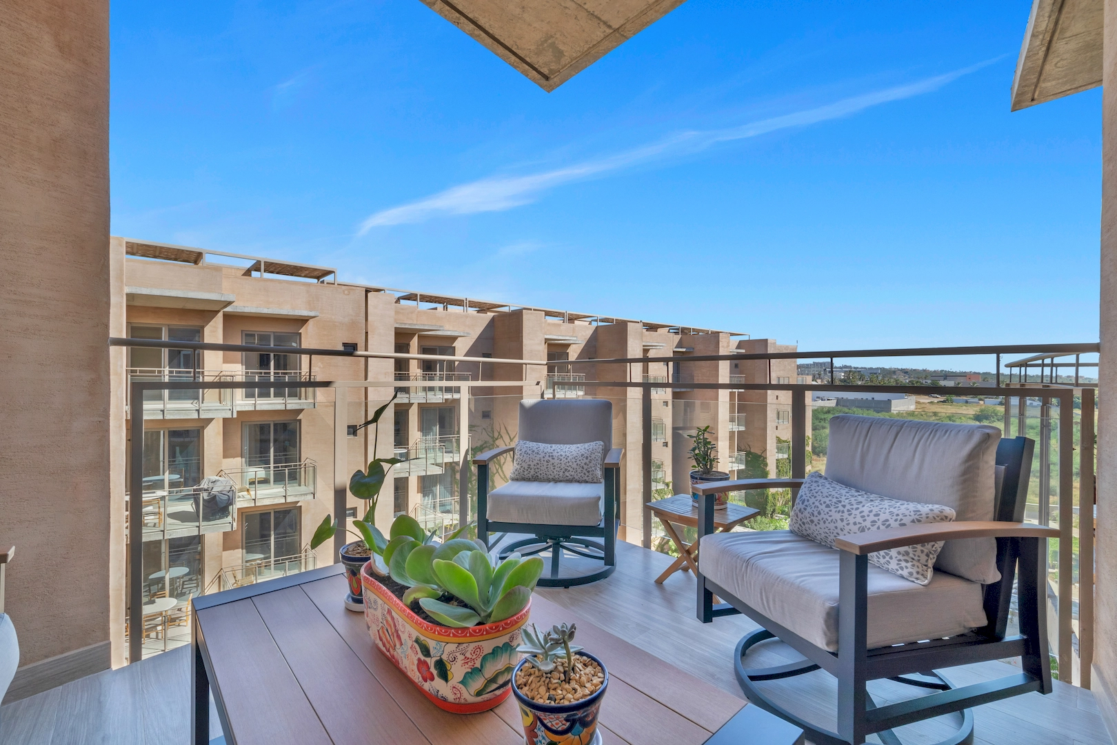 Two Bedroom PH - Gallery 7