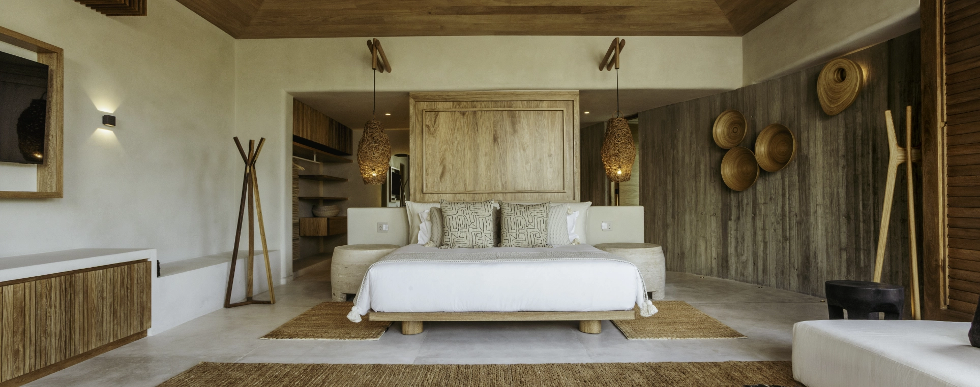 Koko Lyari - Gallery 15